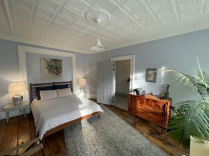 Outlive Homes Real Estate Picture 2