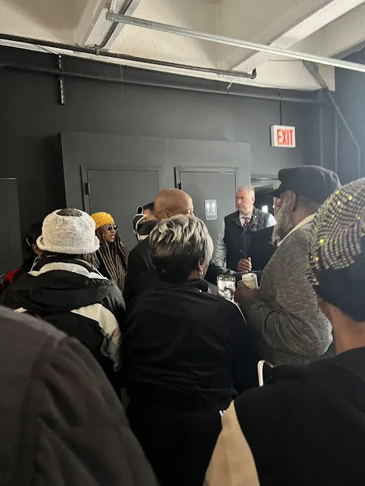 Sanders & Assoc NYC Picture 1