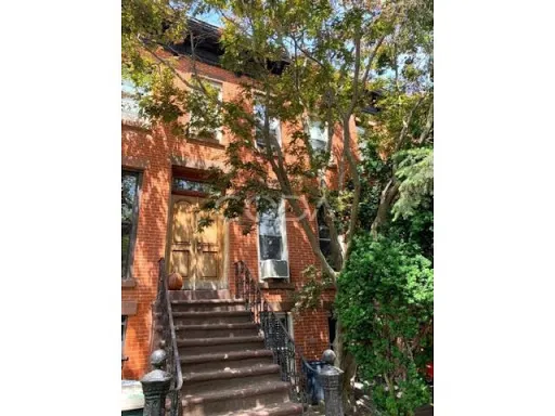 Brooklyn Real Property, Inc. Picture 1