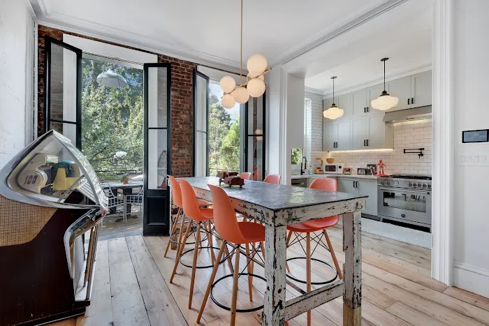 The Volpe | Kelly Team at Corcoran: Eric Volpe & Andrea Kelly in Brooklyn & Manhattan Picture 2