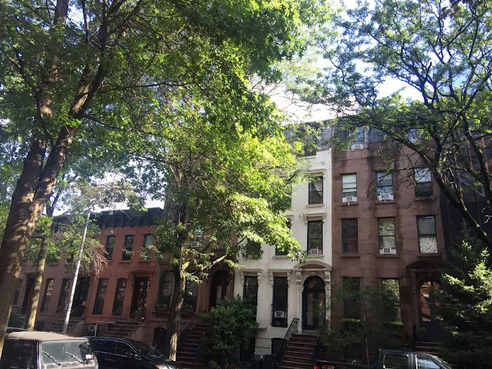 Pratt Realty of Nyc LLC Picture 6