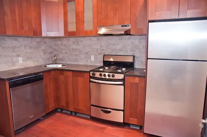 Greenpoint Properties Picture 3