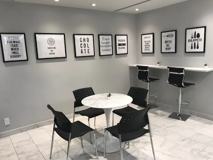 TKO Suites - Midtown East Picture 7