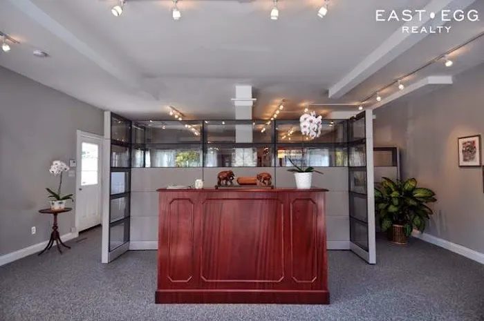 East Egg Realty Picture 2