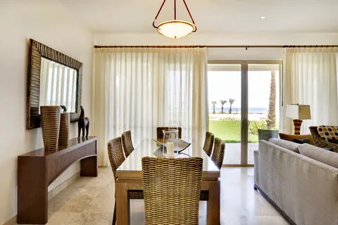 Richards Realty Group, LLC Picture 1