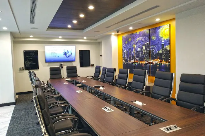 Jay Suites Grand Central - Private Furnished Offices for Rent and Rooftop Event Space Picture 5