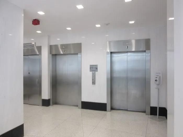 Jay Suites Grand Central - Private Furnished Offices for Rent and Rooftop Event Space Picture 7