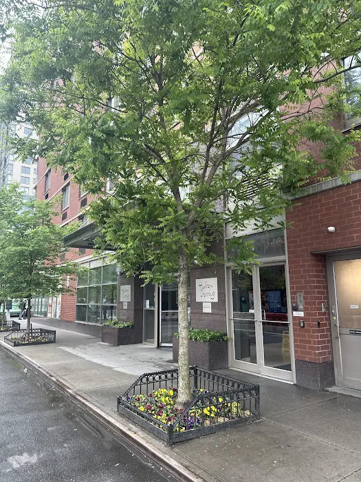 Hudson Crossing Apartments Picture 7