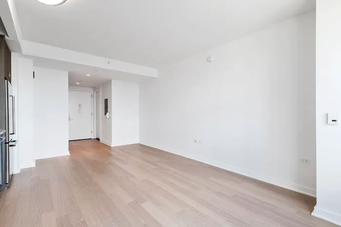 Henry Hall Apartments Picture 4