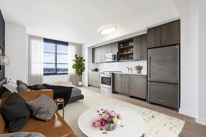 Henry Hall Apartments Picture 5