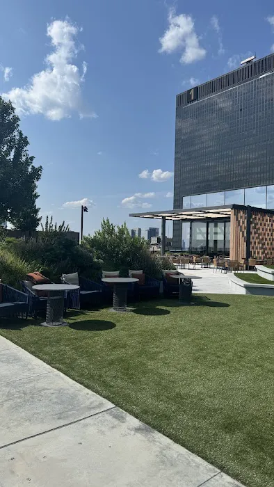 The Perch - PENN 2 Rooftop Picture 6