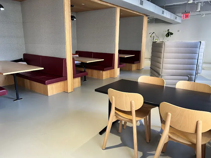 Spaces - New York City - Penn Plaza Picture 2