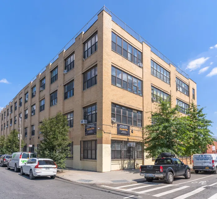 117 Grattan Street Picture 1