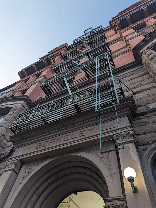 Brooklyn Landmark Real Estate Picture 3