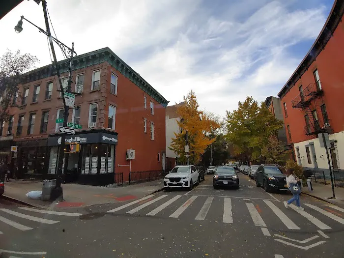 Douglas Elliman Real Estate Office in Park Slope in Brooklyn, NY Picture 2