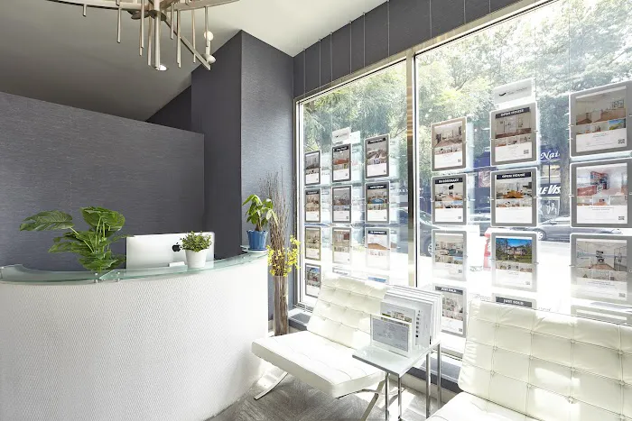 Daniel Gale Sotheby's International Realty (Park Slope Office - Brooklyn) Picture 7