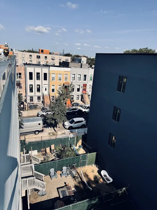 SharedEasy | Brooklyn Coliving Picture 1
