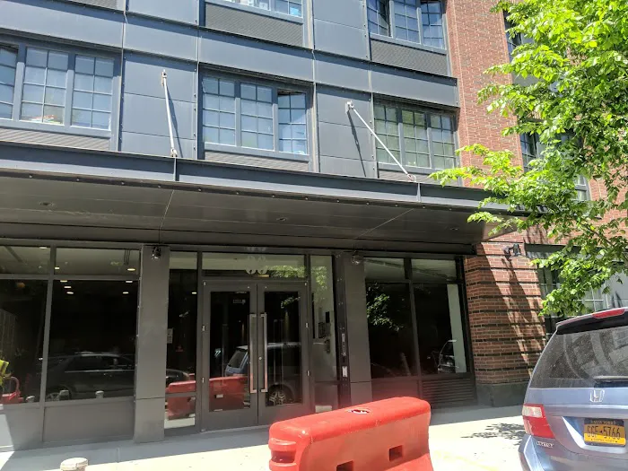 Lee & Associates Picture 3