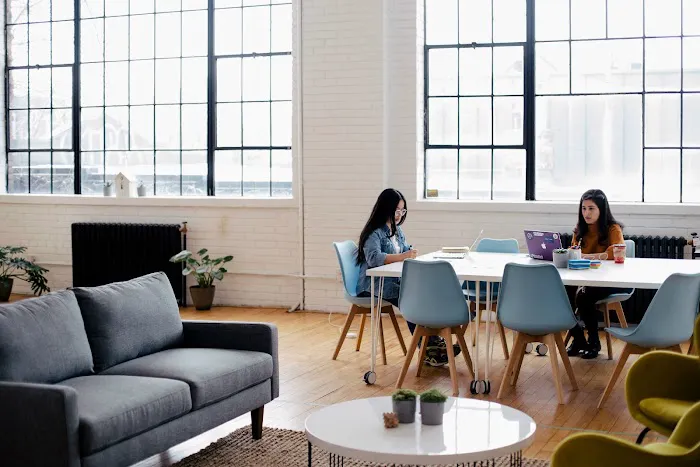 Unique Workspaces Picture 6