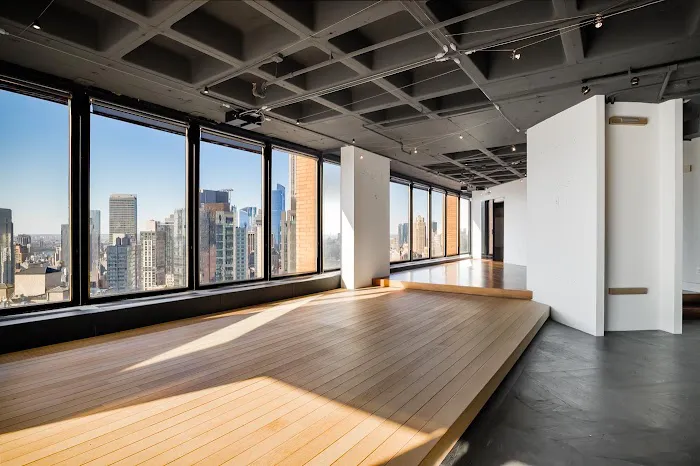 Unique Workspaces Picture 9