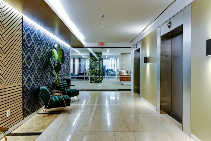Grand Central Offices Picture 8