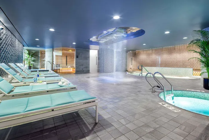 Sky - Luxury Apartments Picture 9