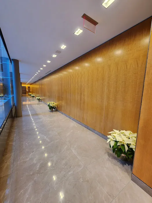 360 West 43rd Street Picture 3