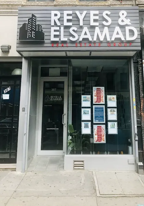 Reyes & Elsamad Real Estate Group Picture 7