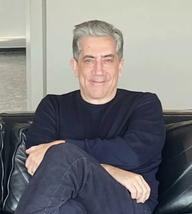 Peter Darnell Real Estate Picture 6
