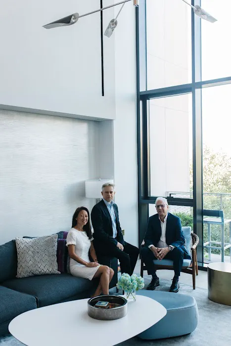 Micha Hendel Real Estate Agent @ Compass Picture 2
