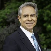 Micha Hendel Real Estate Agent @ Compass ico