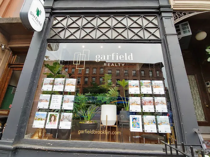 Garfield Realty Picture 1