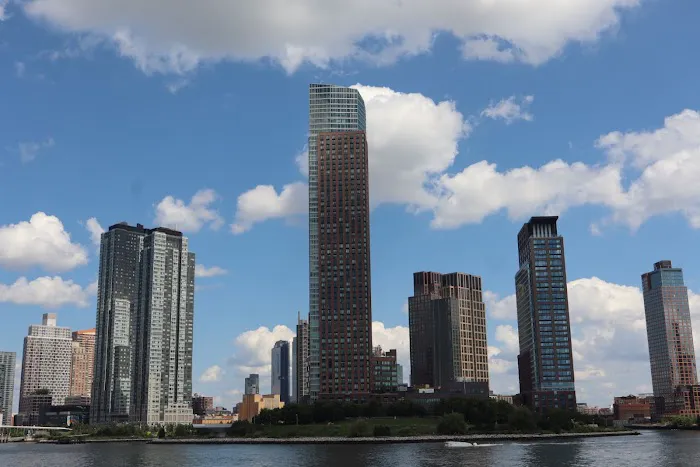Gotham Point Picture 4