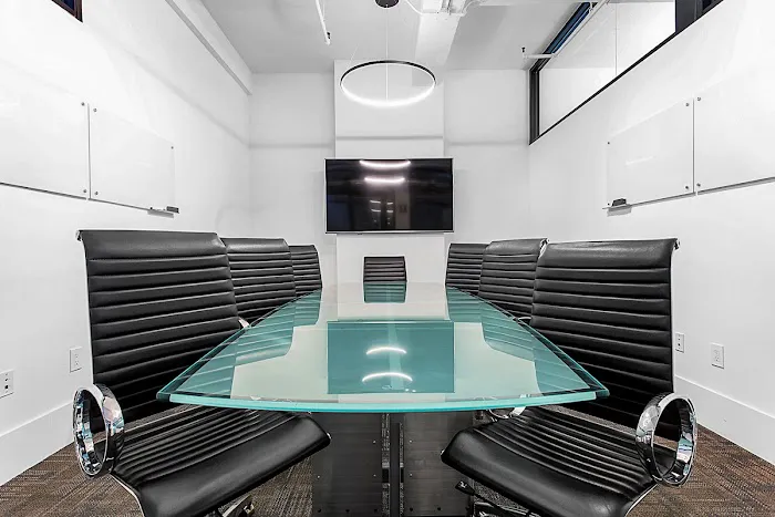 Gravel Road Business Executive Suites Picture 4