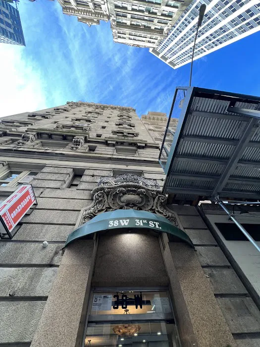 NYC Empire Apartments Picture 4
