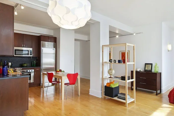 Gridiron Realty Picture 4