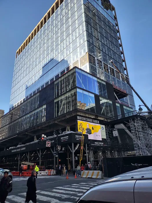450 7 Ave Corporation Picture 4