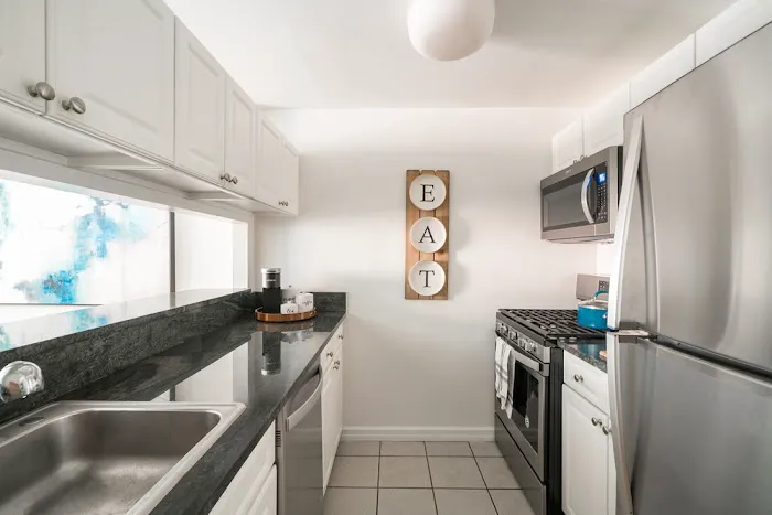 Lockbox Realty Picture 9