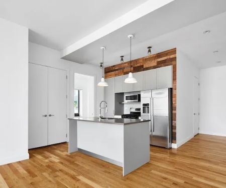 335 Carroll Apartments
