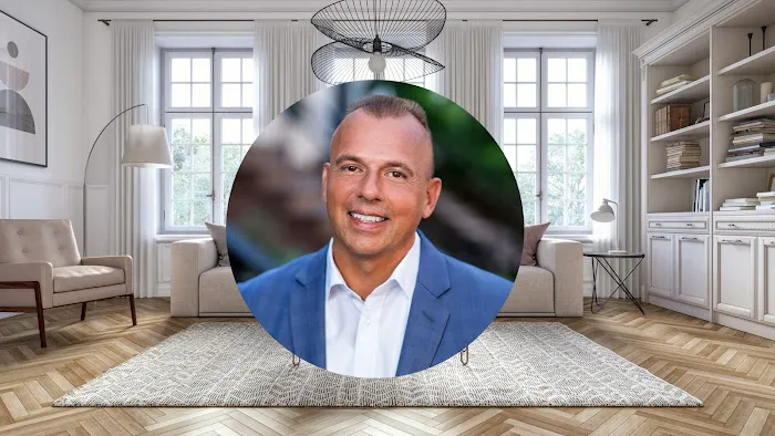 Kurt Vikki Real Estate Picture 1
