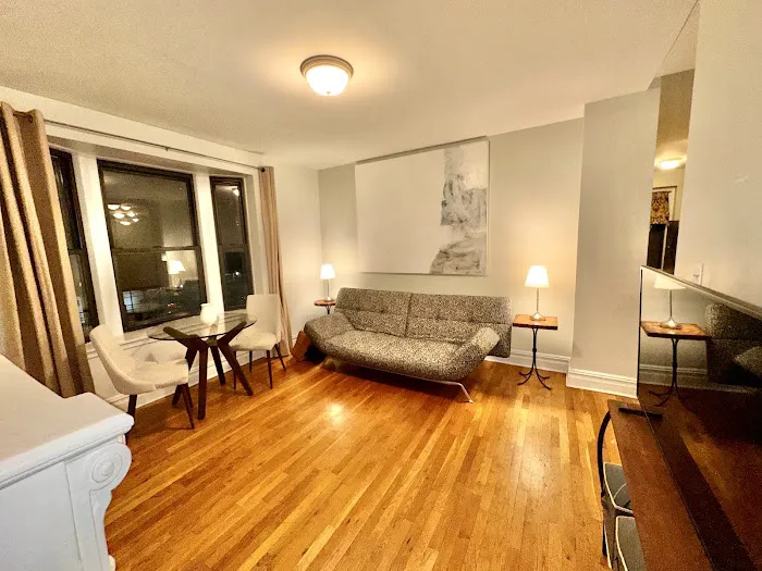 Flateau Realty Picture 2