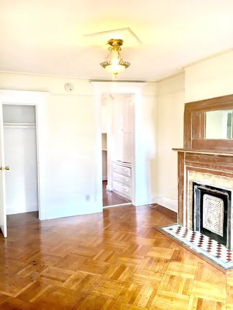 Flateau Realty Picture 7