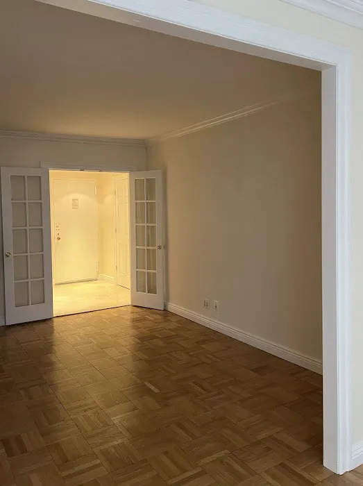 BT NY Realty Picture 1