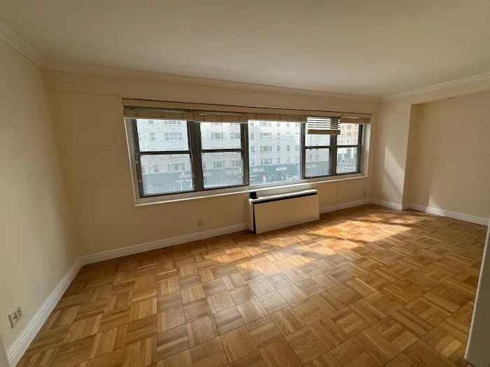 BT NY Realty Picture 9