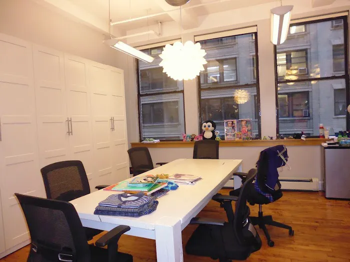 Prime Manhattan Realty Picture 5