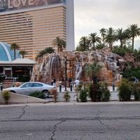 BLVD Las Vegas ico