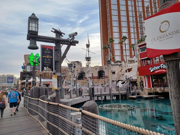 BLVD Las Vegas Picture 10