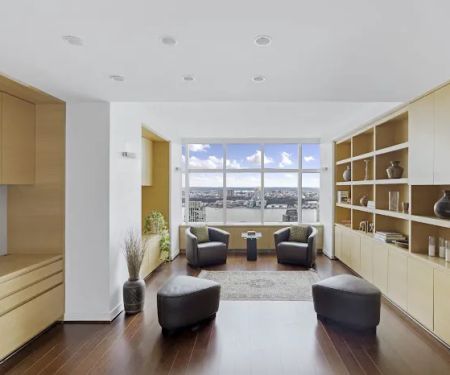 Broadway Realty