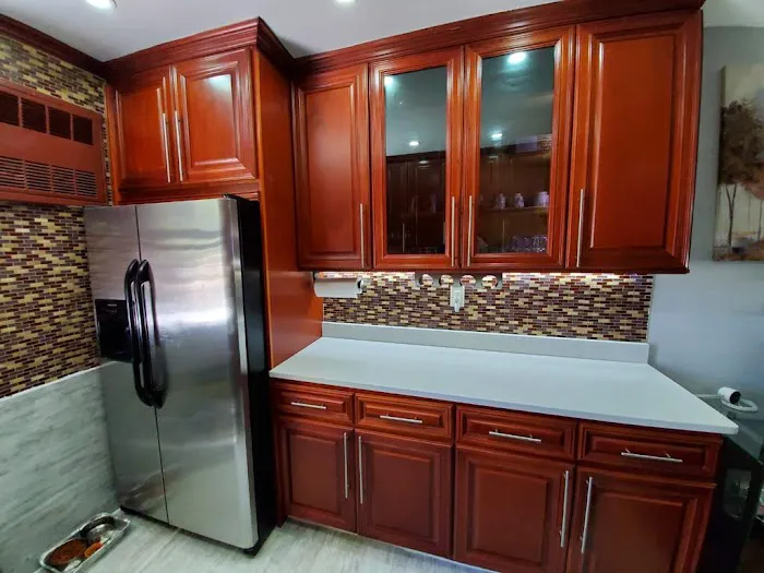 Broadway Realty Picture 6