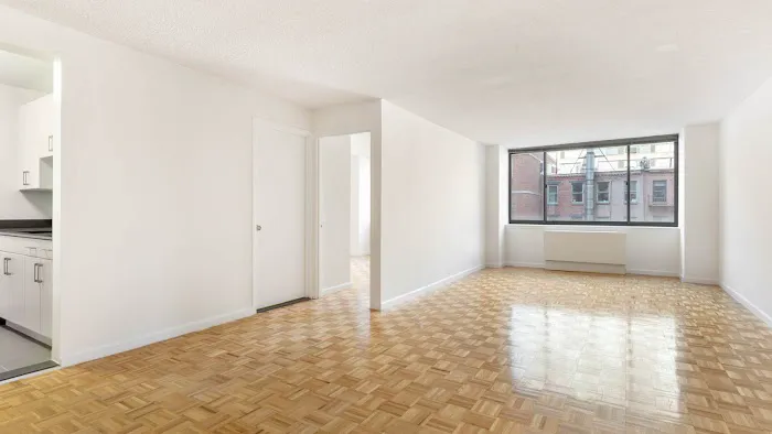 West 54th Apartments Picture 2